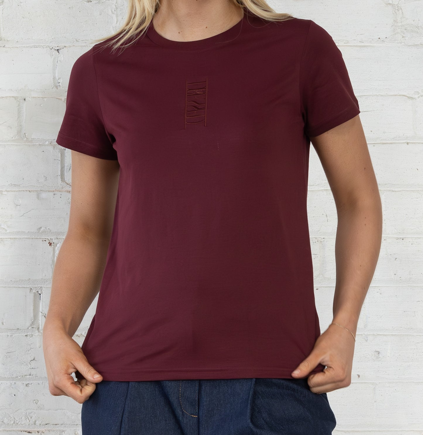 Column T-shirt | Red Velvet