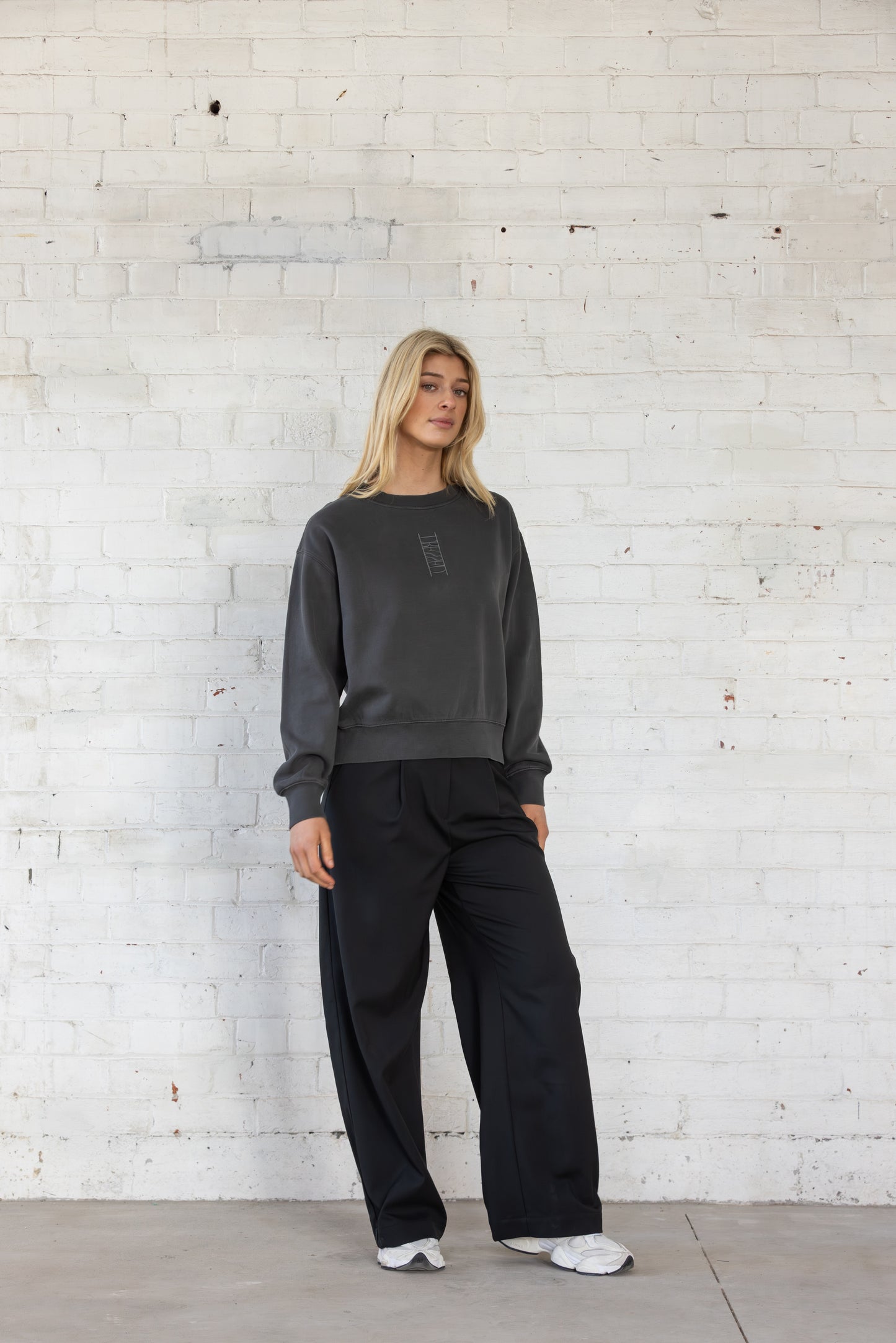 Column Sweatshirt | Charcoal