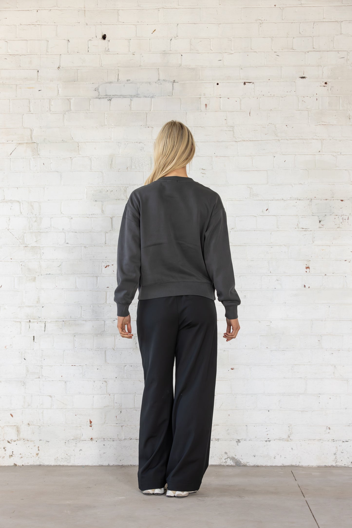 Column Sweatshirt | Charcoal