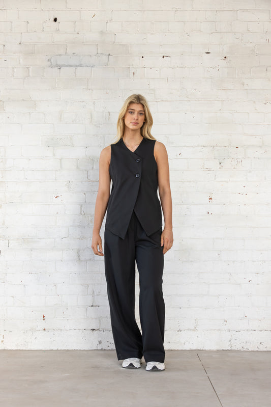 Pursuit Vest | Black