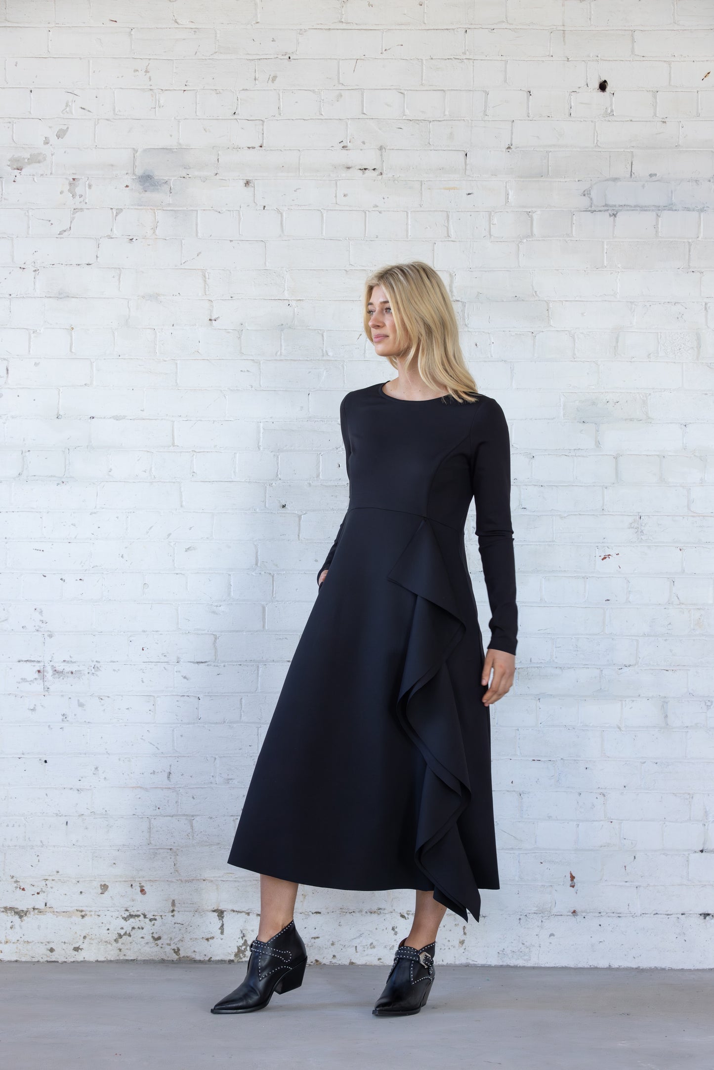 Veil Dress | Black